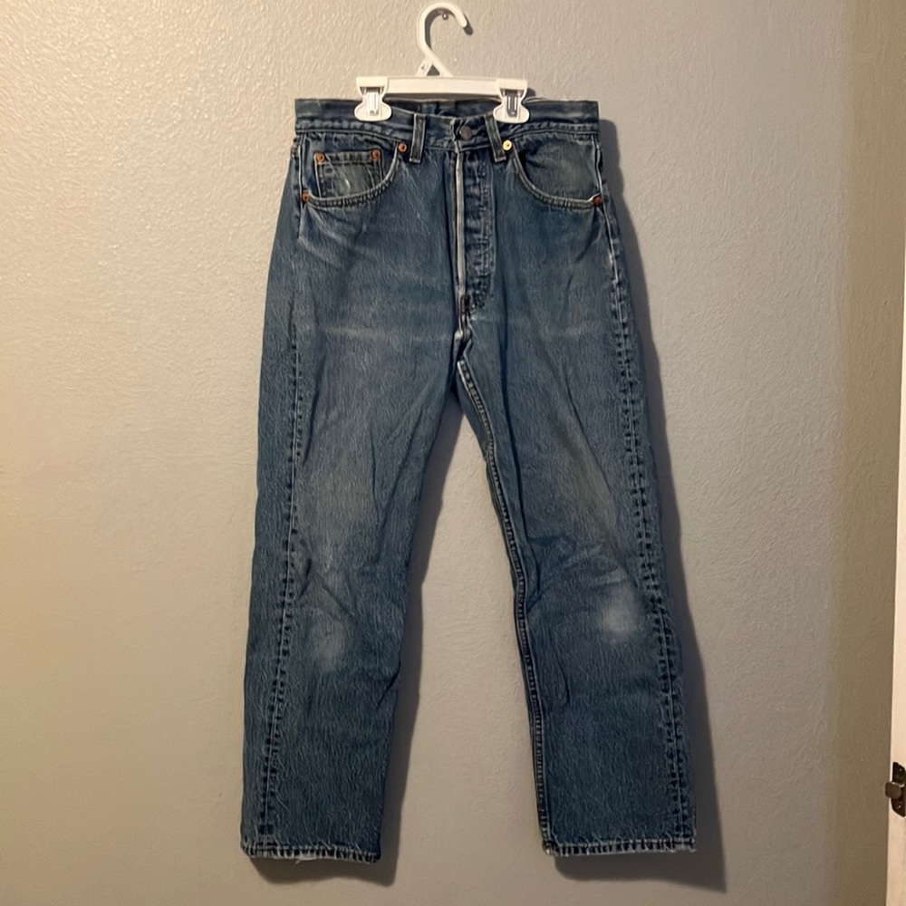 vintage levis straight leg jeans